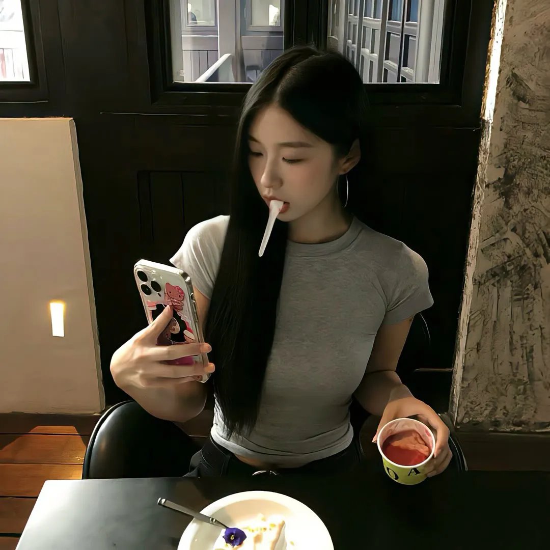 火车上的女孩2021